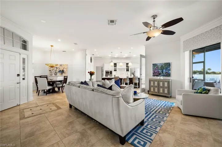 6752  Compton N LN, Naples, FL 34104