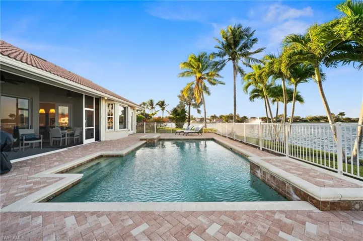6752  Compton N LN, Naples, FL 34104