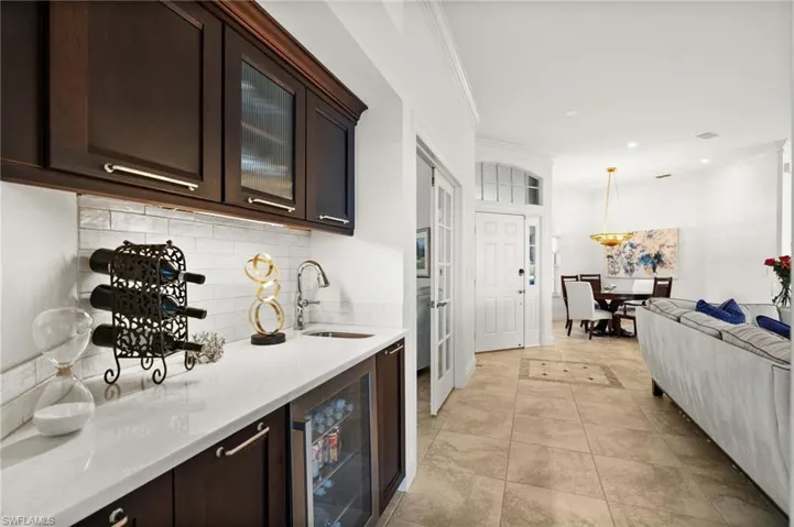 6752  Compton N LN, Naples, FL 34104