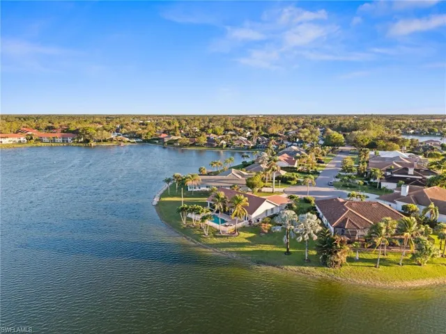 6752  Compton N LN, Naples, FL 34104