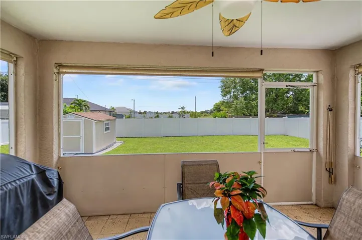 2125 Ne 10th Ave, Cape Coral, Florida 33909