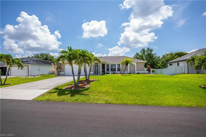 2125 Ne 10th Ave, Cape Coral, Florida 33909