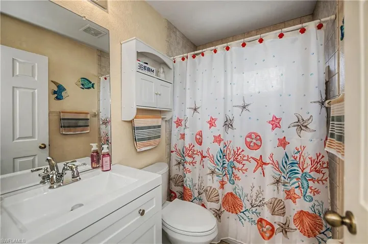2125 Ne 10th Ave, Cape Coral, Florida 33909