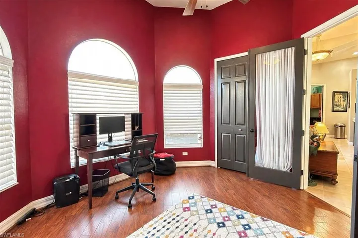 8723 S Lake Cir, Fort Myers, Florida 33908