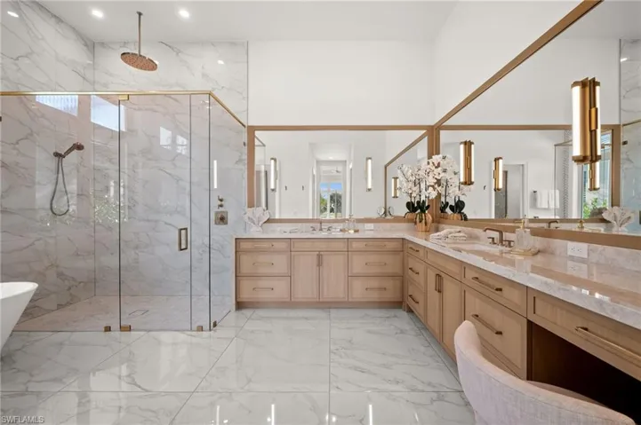 809 Wedge Dr, Naples, Florida 34103