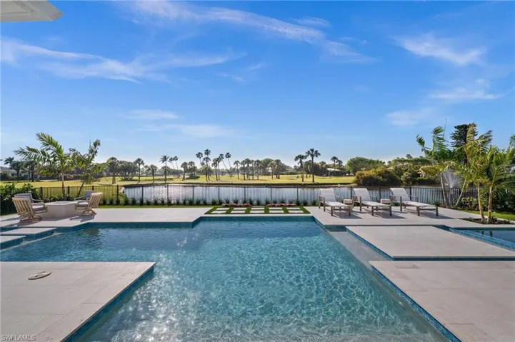 809 Wedge Dr, Naples, Florida 34103