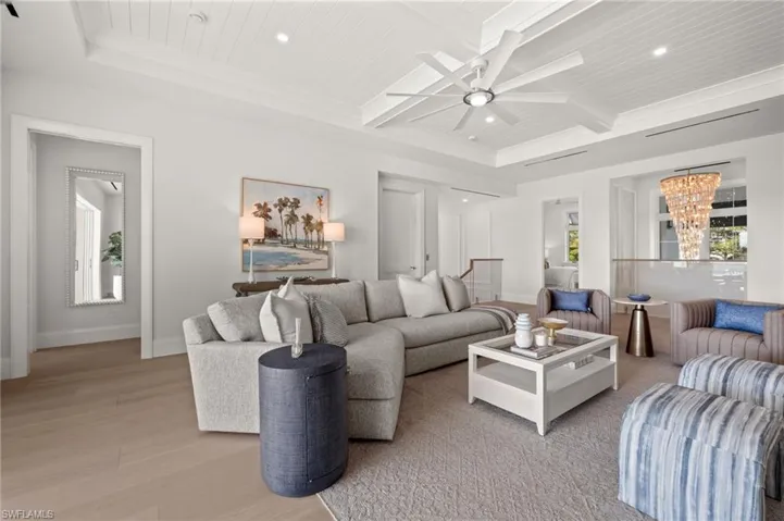 809 Wedge Dr, Naples, Florida 34103