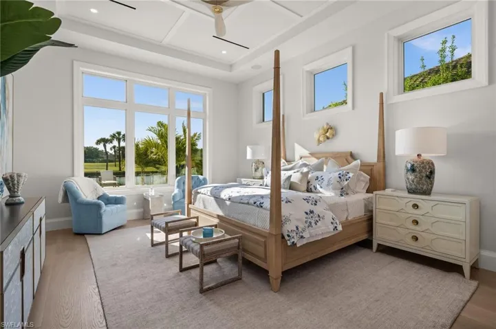 809 Wedge Dr, Naples, Florida 34103