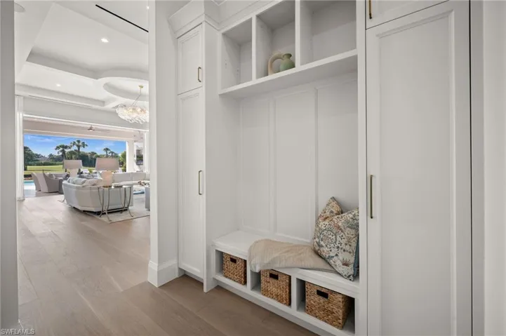 809 Wedge Dr, Naples, Florida 34103