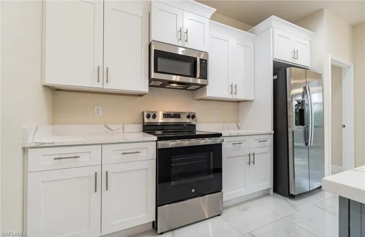 *Completed Model to showquality of completed home,colors may vary.