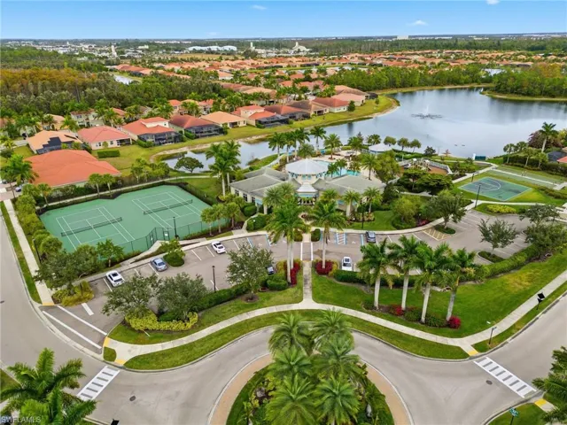 3987 Ashentree Ct, Fort Myers, Florida 33916