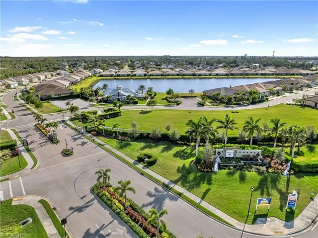 10355 Bonavie Cove Dr, Fort Myers, Florida 33966