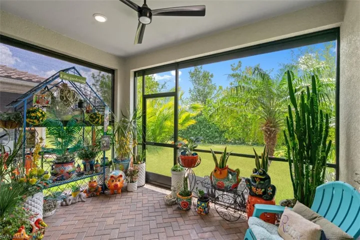 10355 Bonavie Cove Dr, Fort Myers, Florida 33966