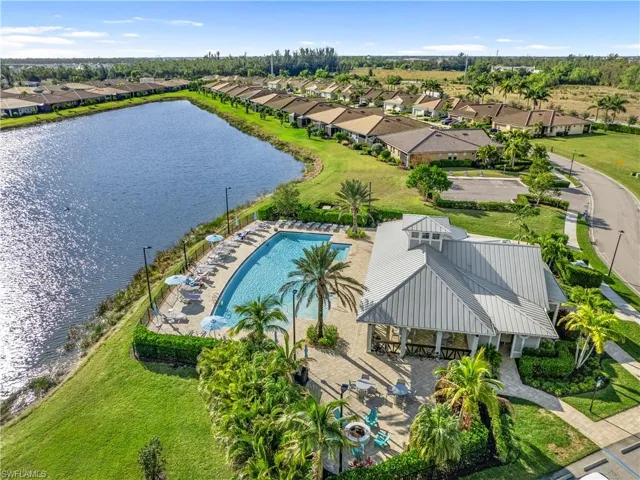10355 Bonavie Cove Dr, Fort Myers, Florida 33966