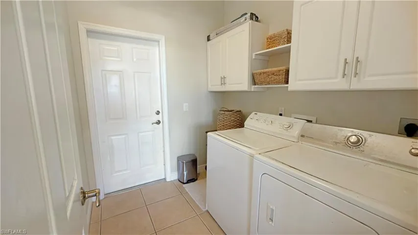 2601 Sw 37th St, Cape Coral, Florida 33914