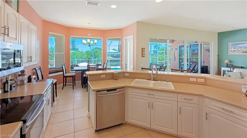2601 Sw 37th St, Cape Coral, Florida 33914