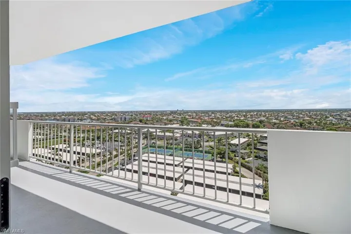 140  Seaview  CT, Marco Island, FL 34145
