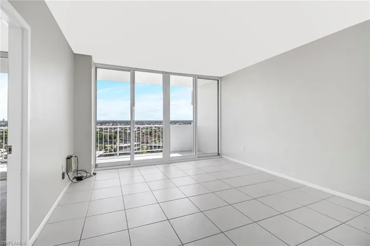 140  Seaview  CT, Marco Island, FL 34145