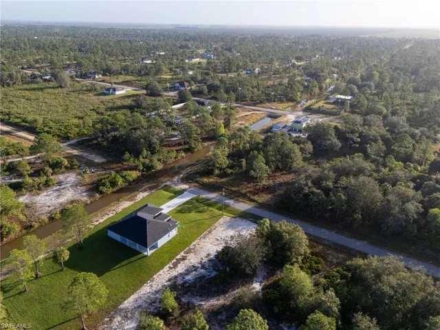 Birds eye view of property