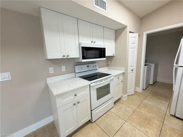 4680 Saint Croix Ln 534, Naples, Florida 34109