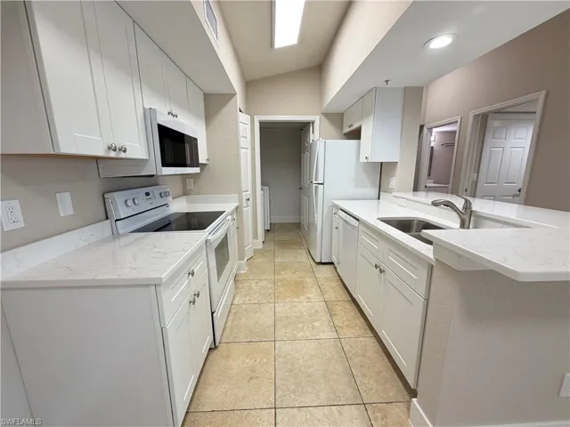 4680 Saint Croix Ln 534, Naples, Florida 34109