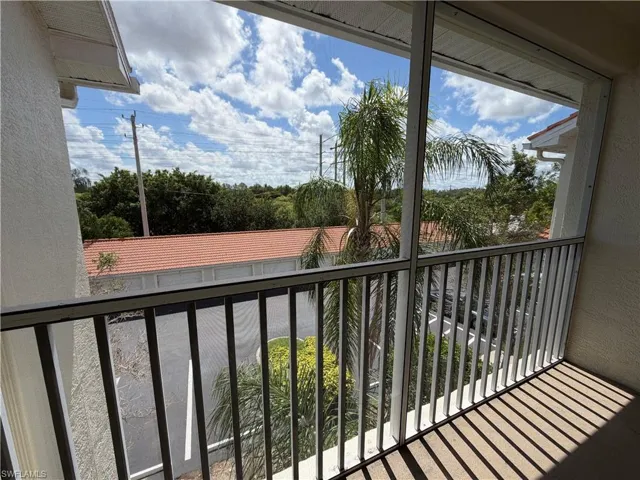 4680 Saint Croix Ln 534, Naples, Florida 34109