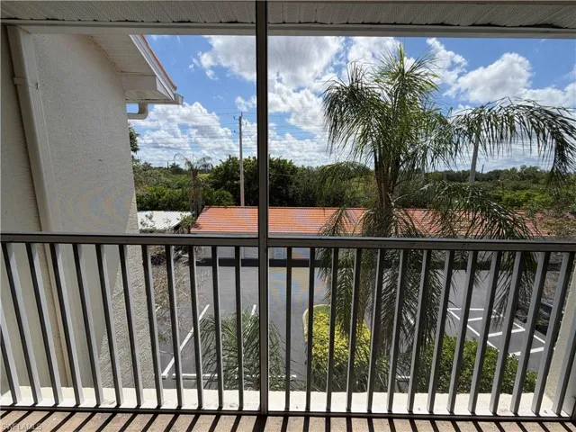 4680 Saint Croix Ln 534, Naples, Florida 34109