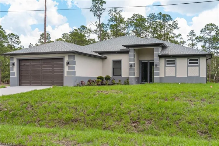 1116  Leroy  AVE, Lehigh Acres, FL 33972