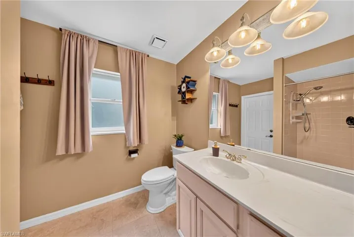 6090 Anchorline Ct, North Fort Myers, Florida 33917