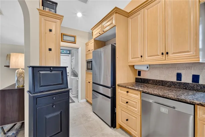6090 Anchorline Ct, North Fort Myers, Florida 33917