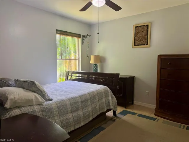 461 1st St Nw, Naples, Florida 34120