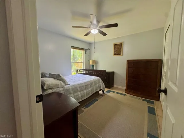 461 1st St Nw, Naples, Florida 34120