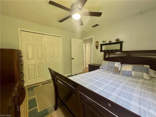 461 1st St Nw, Naples, Florida 34120