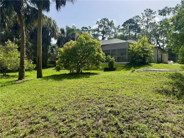 461 1st St Nw, Naples, Florida 34120