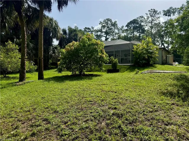 461 1st St Nw, Naples, Florida 34120