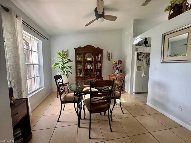 461 1st St Nw, Naples, Florida 34120