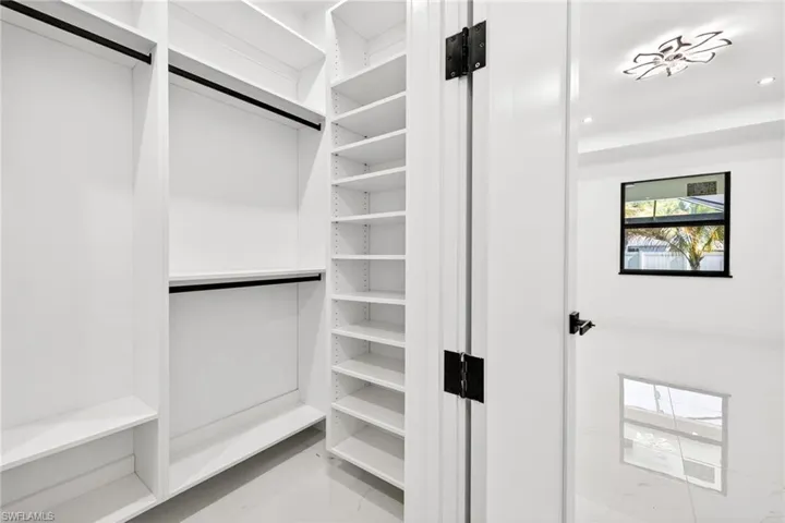 View of walk in closet