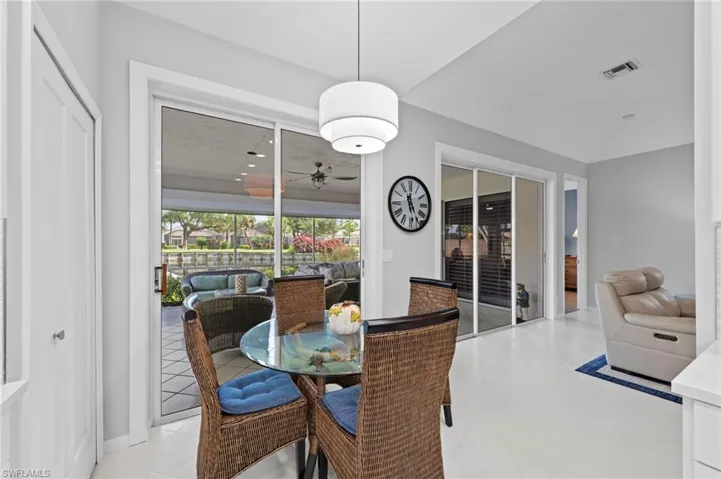 breakfast nook