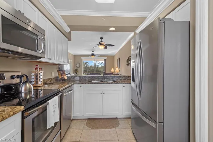 3790  Sawgrass  WAY, Naples, FL 34112