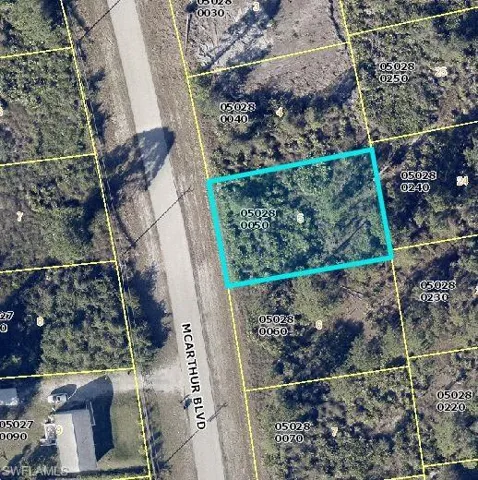 547 McArthur BLVD, LEHIGH ACRES FL 33974