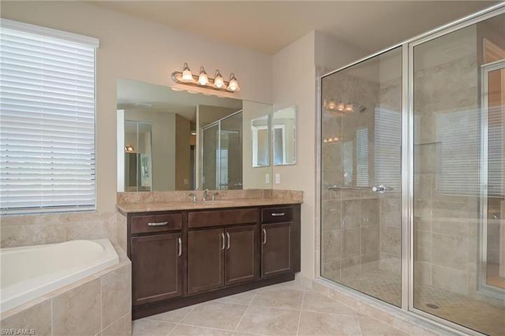 Duel Access Primary Bathroom