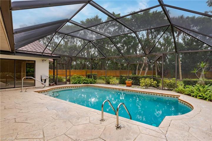 5516 Foxhunt WAY, NAPLES FL 34104