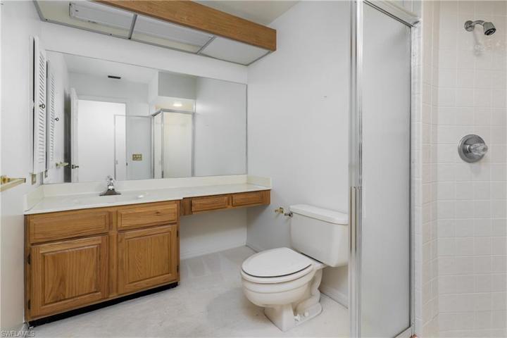 5516 Foxhunt WAY, NAPLES FL 34104