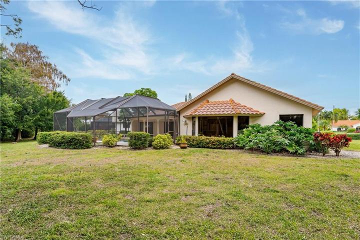 5516 Foxhunt WAY, NAPLES FL 34104