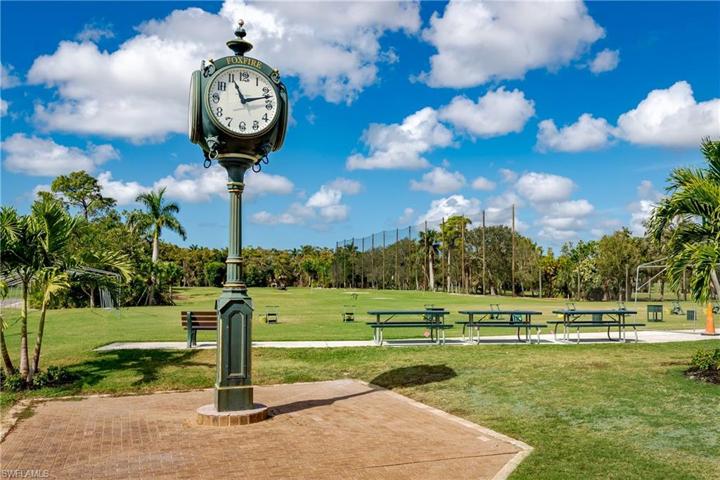 5516 Foxhunt WAY, NAPLES FL 34104