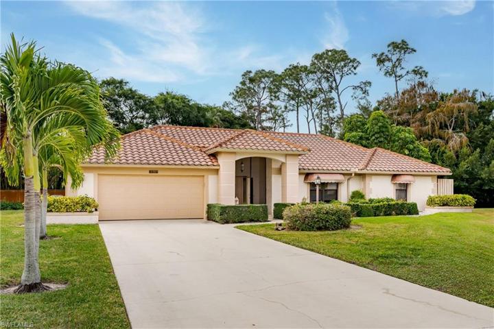 5516 Foxhunt WAY, NAPLES FL 34104
