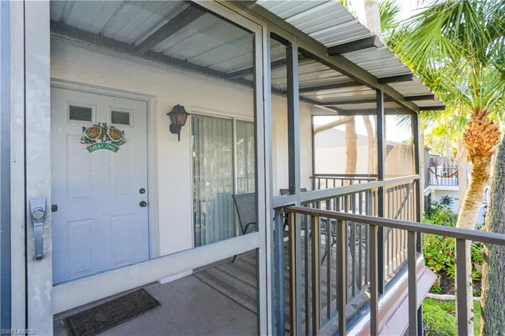4030  Northlight  DR, Naples, FL 34112