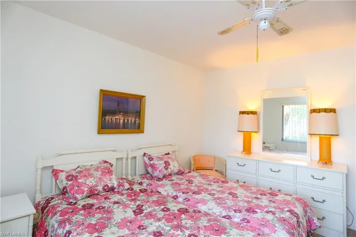 4030  Northlight  DR, Naples, FL 34112