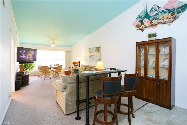 4030  Northlight  DR, Naples, FL 34112