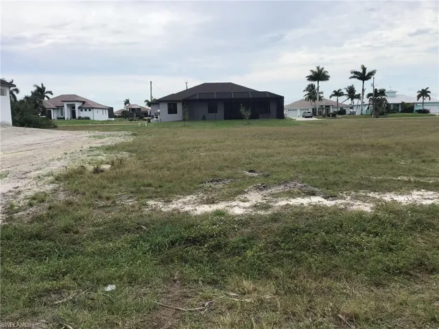 Beautiful neighborhood with new construction homes all around